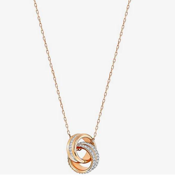  SWAROVSKI 施华洛世奇双环水晶吊坠项链5.1折 99加元（原价 193.39加元）