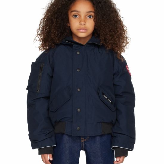  Canada Goose Rundle 海军蓝 大童飞行员羽绒服8.6折 512加元（原价 595加元）