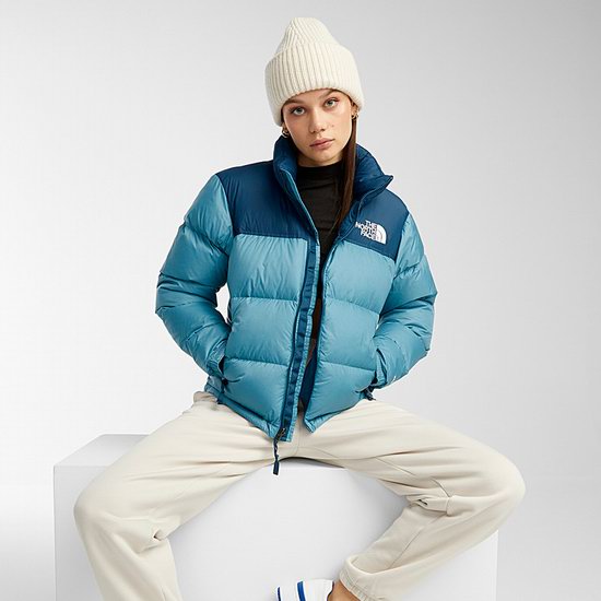  精选Mackage、The North Face、Columbia、Spyder、Helly Hansen 、Marmot 、Reima 等品牌羽绒服、雪地靴、户外用品3.5折起+额外8折！