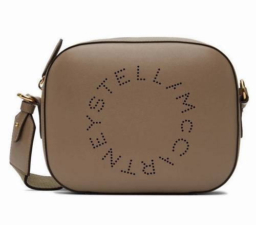  时尚博主Celine C琳同款！Stella McCartney 迷你Logo相机包4.2折 447加元（原价 1065加元）