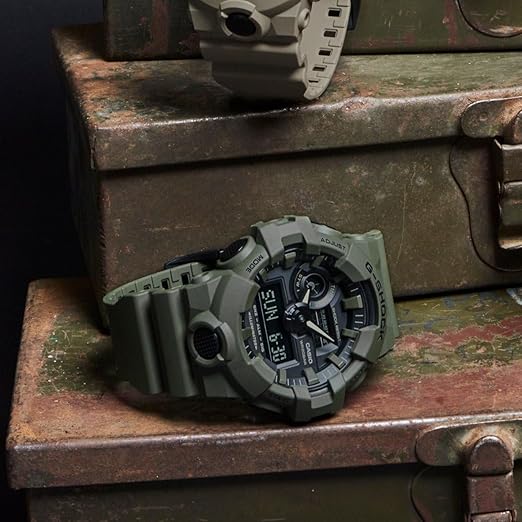  Casio 卡西欧 G-Shock GA-700UC-3ACR 军绿色 男式动感户外手表 78.2加元（原价 140.26加元）