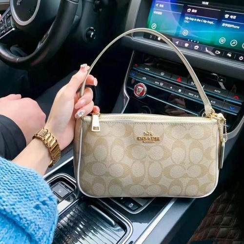  爆款 Coach 奥莱 Nolita 19/15 麻将包、笔筒包3折起+额外8折，低至55.2加元！