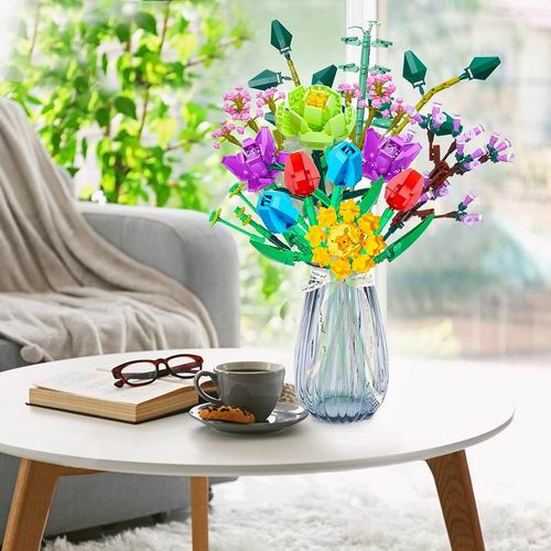 mesproud花束拼搭玩具999件  28.79加元（原价 39.99加元）