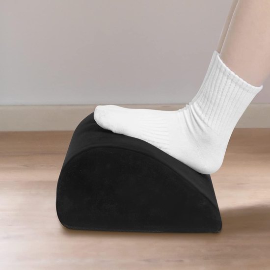  Bug白菜价！Amazon Basics 人体工学 记忆海绵 抗疲劳 搁脚垫/搁脚枕2.6折 12.79加元！