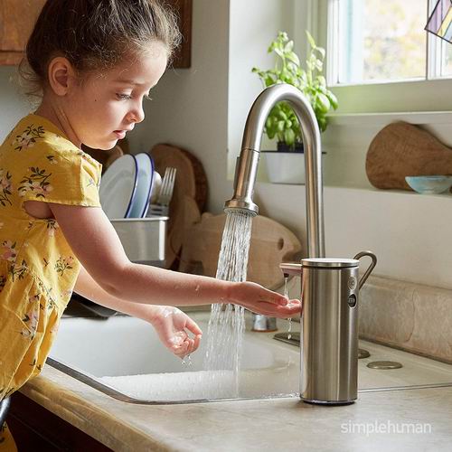  simplehuman 9盎司 拉丝不锈钢传感器洗手液机6.6折 58.95加元（原价 89.99加元）