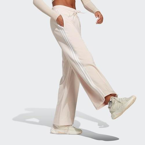  adidas 女式三条杠运动裤 22.08加元（原价 80加元，xs码）