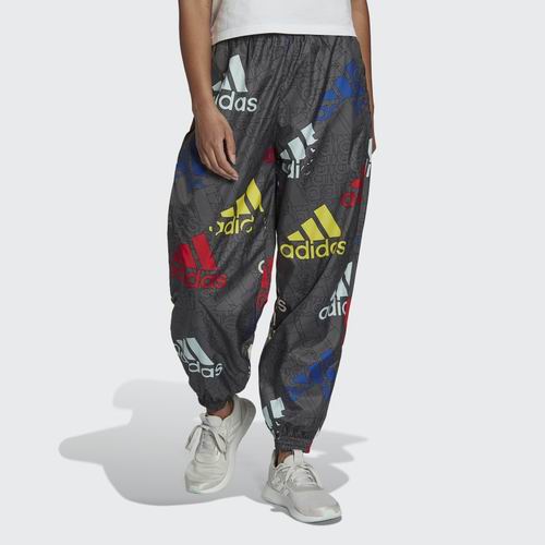  白菜价！adidas 女式logo印花休闲裤 19.24加元（官网价 95加元，xxs码）
