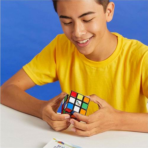  Rubik's 3x3 立方体 3D旋转魔方 9.93加元（原价 12.99加元）