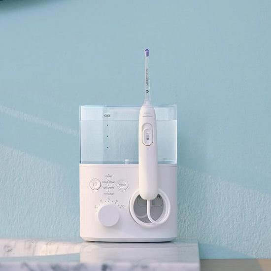  史低价！Philips 飞利浦 HX3911/30 四向水流 智能水牙线6.1折 109.99加元（原价 179.99加元）