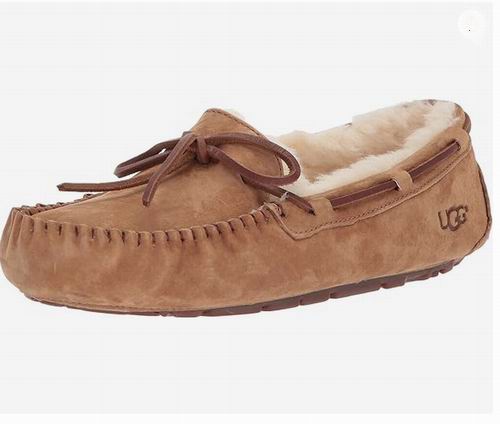  UGG 女式 Dakota 保暖一脚蹬 99.2加元（官网原价 135加元，5码）