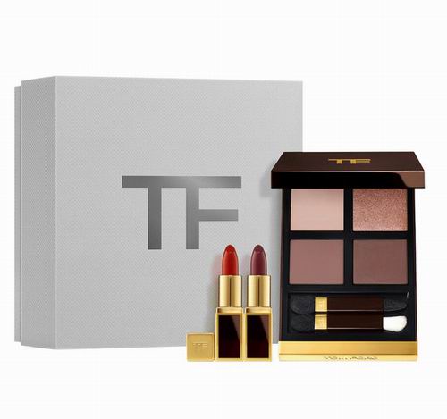  TOM FORD 四格眼影盘+迷你口红两支 120加元（原价 165加元）