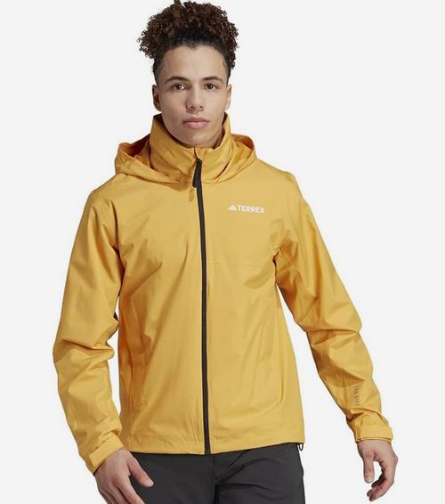  adidas Terrex Multi RAIN.RDY 2 男式雨衣夹克 59.26加元（官网原价 130加元，XL码）