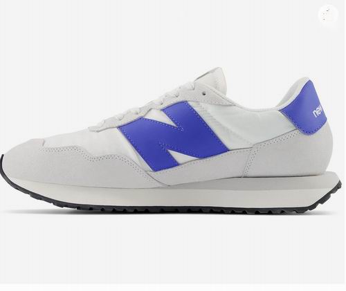  New Balance 男式 237 V1运动鞋 45.39加元（原价 104.99加元，4码）