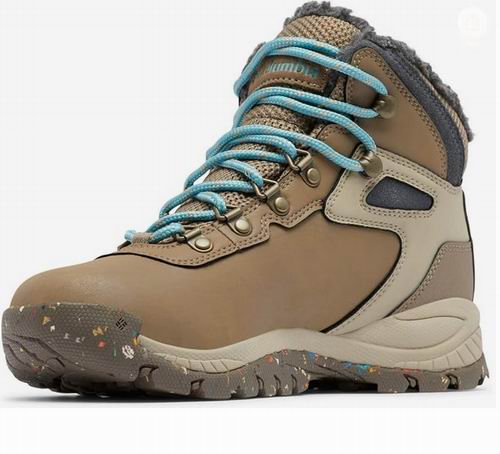  白菜价！Columbia 女式 Newton Ridge Plus 保暖登山鞋 58.88加元（原价 209.4加元，9.5码）