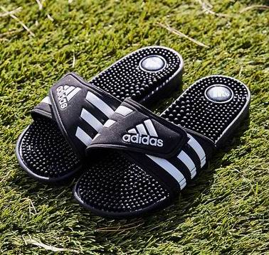  adidas adissage 男女均可 拖鞋 17加元（原价 42加元）