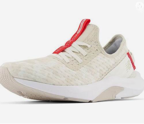  New Balance 女式 DynaSoft Nergize Sport V2 训练鞋 71.99加元（官网原价 109.99加元，6.5码）