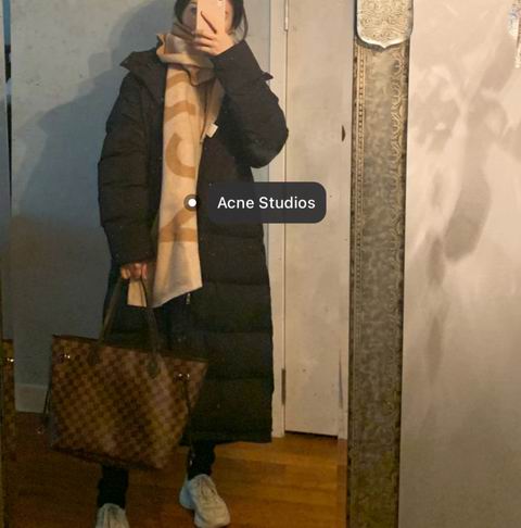  Acne Studios 字母 logo 羊毛围巾 222加元（原价 370加元 ）+ 无关税无消费税