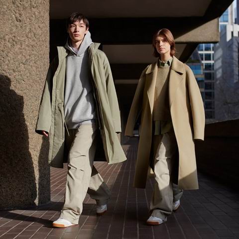  UNIQLO: C 2024 秋冬系列促销  既精致考究又随性洒脱，沉稳又随性，利落又柔和
