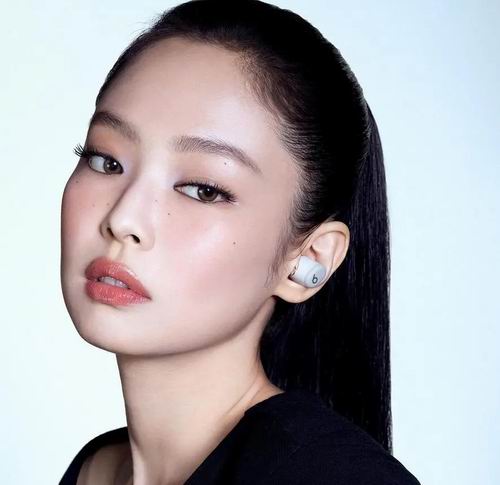  史低价！Jennie同款！Beats Solo 耳塞 续航 18小时  79.99加元（原价 99.95加元）！4色可选