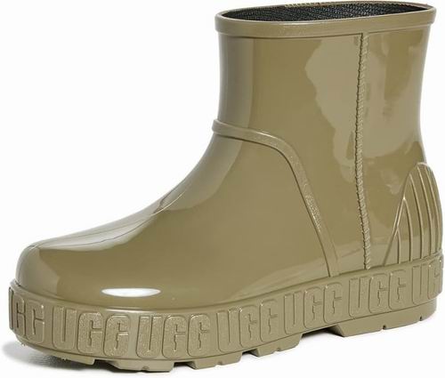  UGG 女式 Drizlita 短靴 79.7加元（原价 125加元）