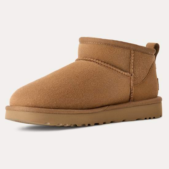  UGG Classic Ultra Mini 女式经典雪地靴 148加元（原价 185加元）