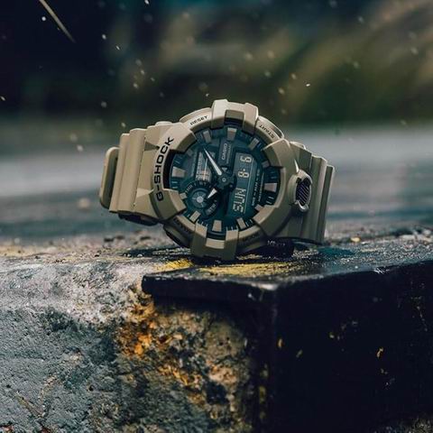  Casio XL 系列 G-Shock 石英 200M WR 防震动感户外手表 70.44加元（原价 140.98加元）