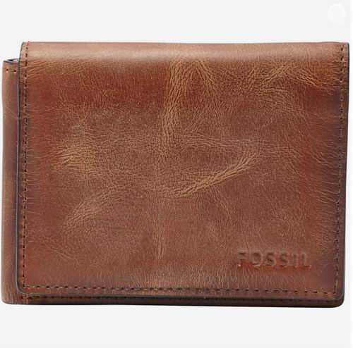  Fossil 男士三折钱包 39加元（原价 84.96加元）