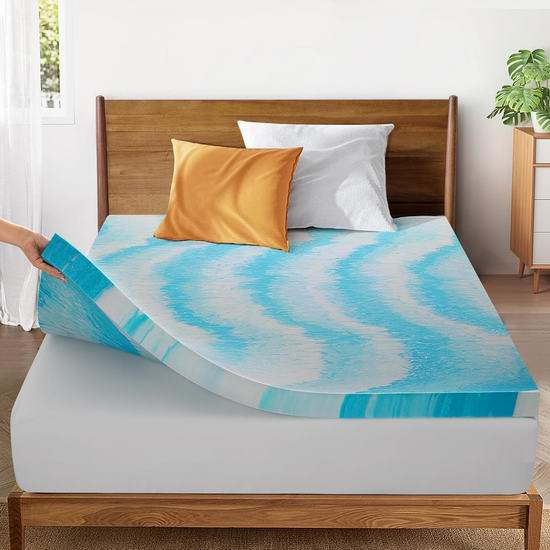  SakuraHome 2英寸软凝胶注入记忆海绵Queen床垫罩 79.71加元（原价 169.9加元）