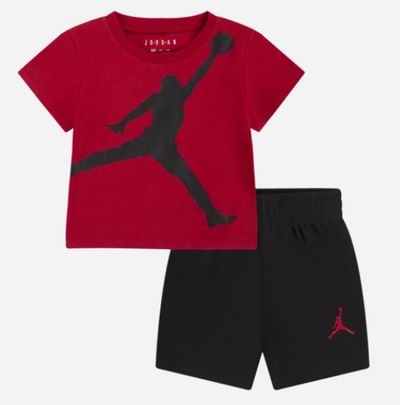 Foot Locker儿童品牌服饰5折起!入NB抓绒卫衣套装、Nike T恤套装.5、Nike羽绒服!