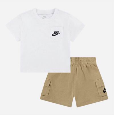 Foot Locker儿童品牌服饰5折起!入NB抓绒卫衣套装、Nike T恤套装.5、Nike羽绒服!