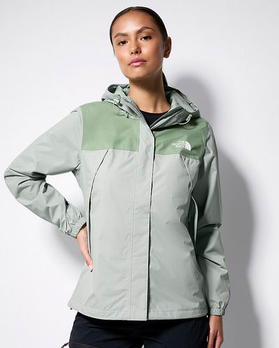 Simons折扣区5折起!Nike T恤.95、北面抓绒套头衫.95、PRL羊绒毛衣9.95、On运动鞋9.95