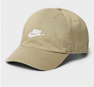 Simons折扣区5折起!Nike T恤.95、北面抓绒套头衫.95、PRL羊绒毛衣9.95、On运动鞋9.95