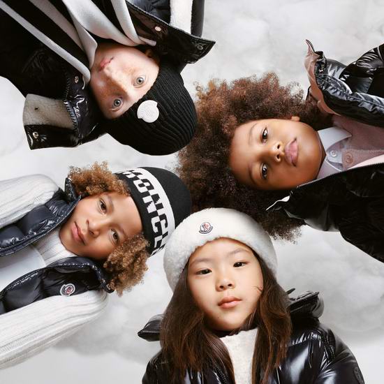  Moncler 蒙口季末清仓，精选儿童羽绒服全场5折！