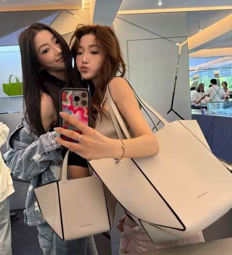 MICHAEL KORS Jordi 大号菜篮子 133.99加元（原价 498加元）！多色可选