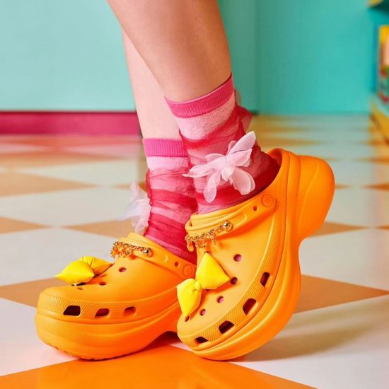 Crocs卡骆驰国庆大促，精选洞洞鞋、凉拖鞋等5折起+额外7.5折！入经典款、小鲸鱼、大耳朵洞洞鞋！