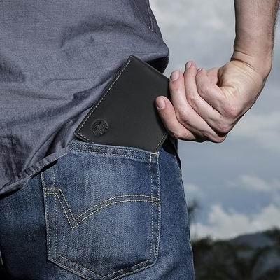 白菜价!精选多款 Timberland 添柏岚 时尚钱包 10.99加元、腰带14.86加元