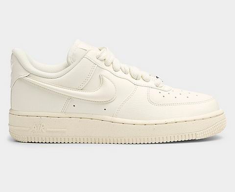 Nike  Air Force 1 '07 女式经典运动鞋 99.95加元（原价 165加元）