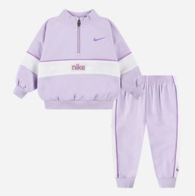 Foot Locker儿童品牌服饰5折起!入NB抓绒卫衣套装、Nike T恤套装.5、Nike羽绒服!