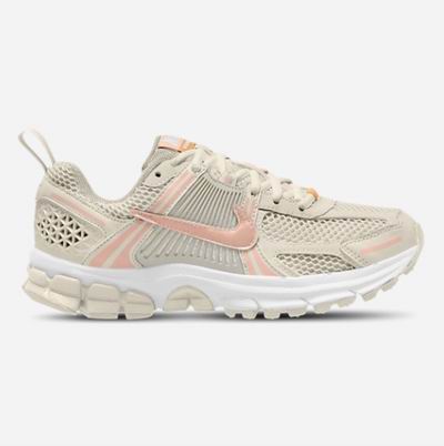 Foot Locker儿童品牌服饰5折起!入NB抓绒卫衣套装、Nike T恤套装.5、Nike羽绒服!