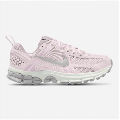 Foot Locker儿童品牌服饰5折起!入NB抓绒卫衣套装、Nike T恤套装.5、Nike羽绒服!