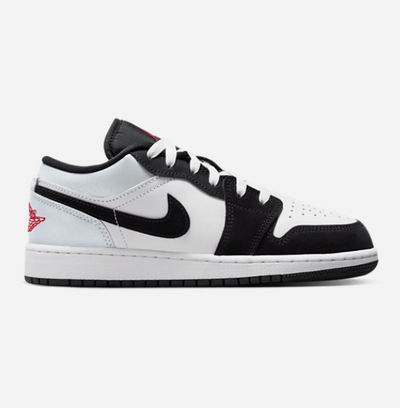 Foot Locker儿童品牌服饰5折起!入NB抓绒卫衣套装、Nike T恤套装.5、Nike羽绒服!