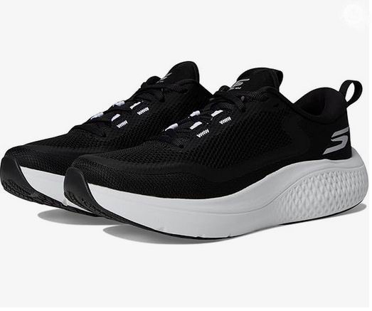  Skechers 女式 Go Run 跑鞋 64加元（原价 122.99加元，6码）