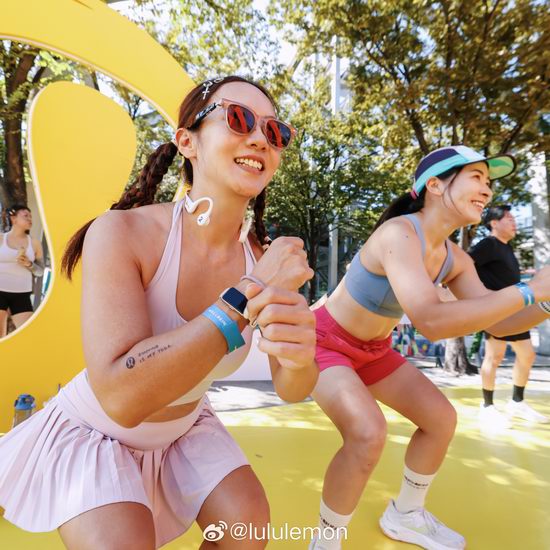lululemon精选时尚运动服饰2.6折起！入豆豆帽$39、托特包$49、夹克$109！