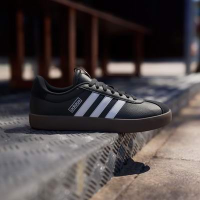 白菜价!adidas官网闪购,全场3.5折起+额外6.5折!三叶草背包.55、运动裤.9、运动鞋.3!
