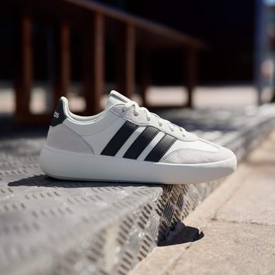 白菜价!adidas官网闪购,全场3.5折起+额外6.5折!三叶草背包.55、运动裤.9、运动鞋.3!