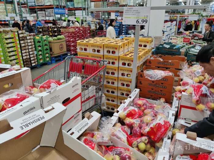独家!【加东版】Costco店内实拍,有效期至11月2日!咸鸭蛋返场.99、iPhone月供、神仙苹果.99、费列罗巧克力.49、草本润喉糖.49、Glysomed护手霜.49、牛肉干.49!