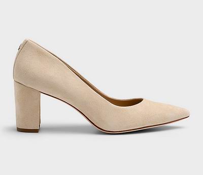 白菜价!Simons女式服饰大促!入蕾丝丁字裤jpg.99、兔子钥匙扣.99、NB530运动鞋.95 、阿迪Samba运动鞋.95!