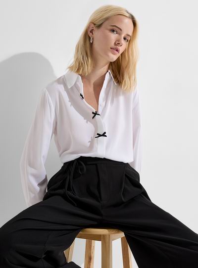 白菜价!Simons女式服饰大促!入蕾丝丁字裤jpg.99、兔子钥匙扣.99、NB530运动鞋.95 、阿迪Samba运动鞋.95!