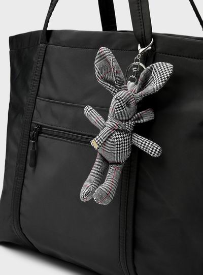 白菜价!Simons女式服饰大促!入蕾丝丁字裤jpg.99、兔子钥匙扣.99、NB530运动鞋.95 、阿迪Samba运动鞋.95!