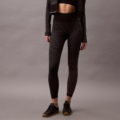 Bug超级白菜升级!Calvin Klein全场2折起+额外7折+再减!抢封面款上衣文胸.99、经典泡芙防寒服.58!